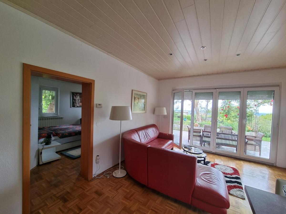 Garden Apartment Сечовле Экстерьер фото